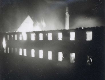 Schlossbrand01a